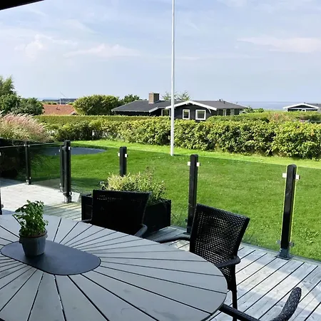 Carlene - 350m From The Sea By Interhome